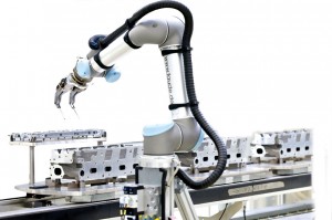 UR5_Faude_VW_UniversalRobots_01-