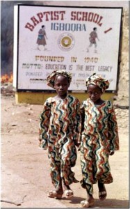 98b (Nigeria-family-twins-10579)