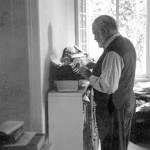 hemingway-standing-desk