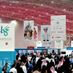 الطفل يصنع حكايته